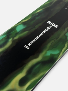 Snowboard-Fahrt - Wildes Leben