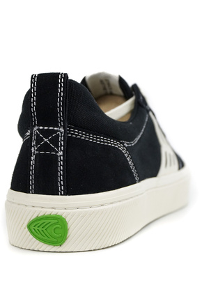 Cariuma Stiefel - Catiba Pro (schwarz/kontrastreiches elfenbeinfarbenes Logo)