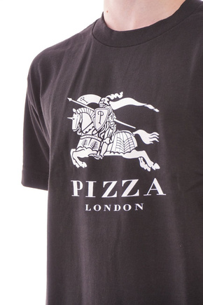 Pizza Skateboards T-shirt - Beere (schwarz)